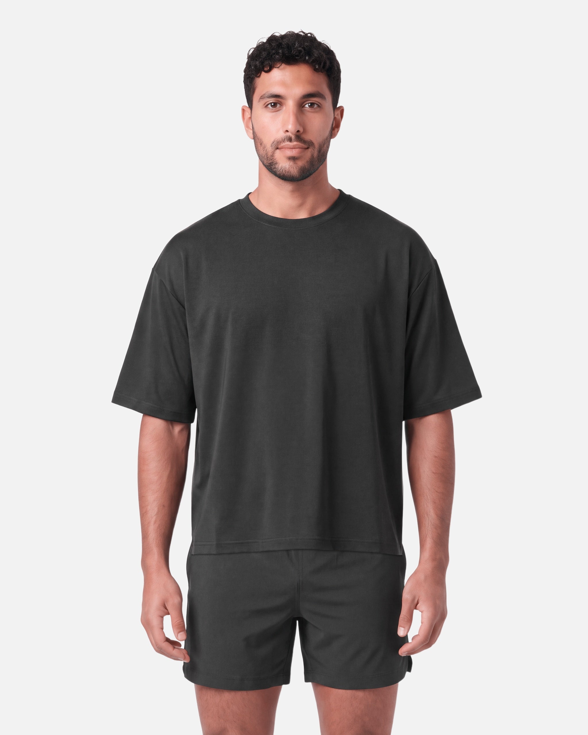 Boxy Tee Black - front view - Blanklines